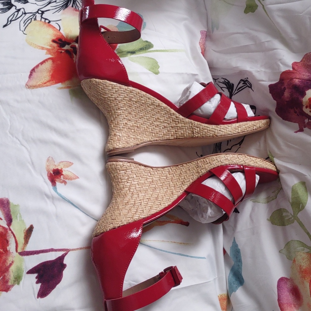 DONALD J PLINER ESPEDRILLE WEDGE SANDALS *🍅RED/NWOB - Picture 15 of 17